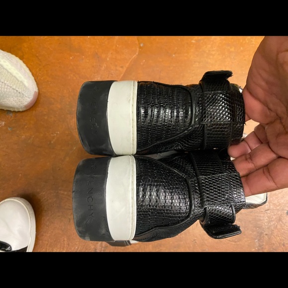 Givenchy Contrast High Top Sneaker - Picture 6 of 7
